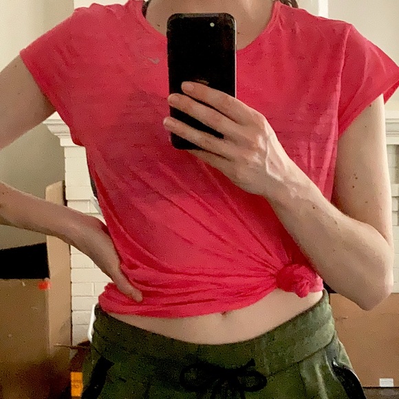 lightweight Nike workout top - Picture 2 of 2